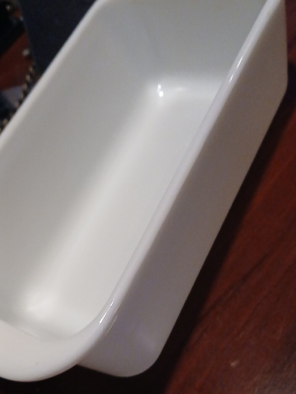 Pyrex White Rectangular Loaf Dish - Picture 2 of 3